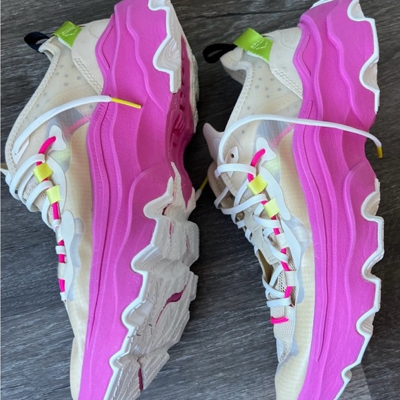 Sorel Kinetic Breakthru Tech Lace Sneakers Size 12 - Picture 5 of 8